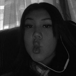 Meet your Posher, Adriana